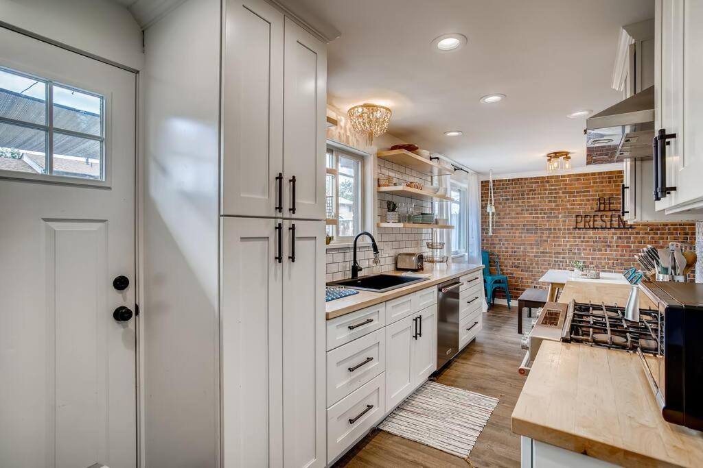 Family Townhome Near Mountains & Olde Town Arvada Exterior foto